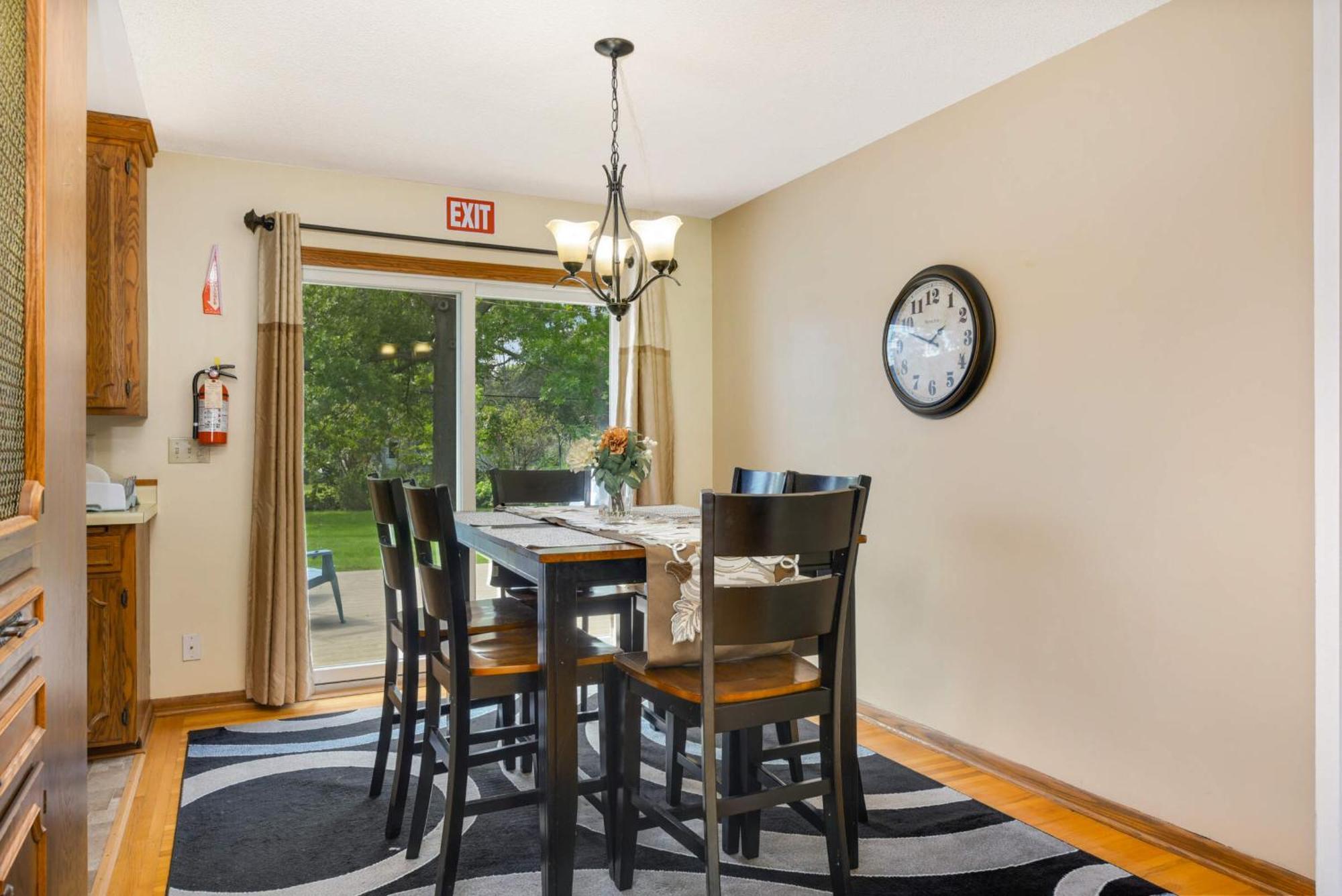 Cottage Grove Haven, Spacious 4-Bed, 3 Baths Retreat Exterior foto