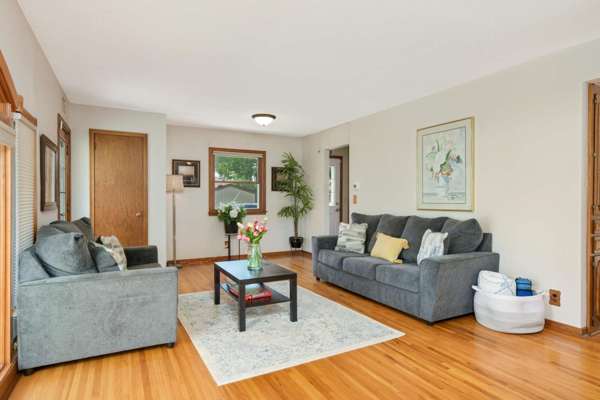 Cottage Grove Haven, Spacious 4-Bed, 3 Baths Retreat Exterior foto